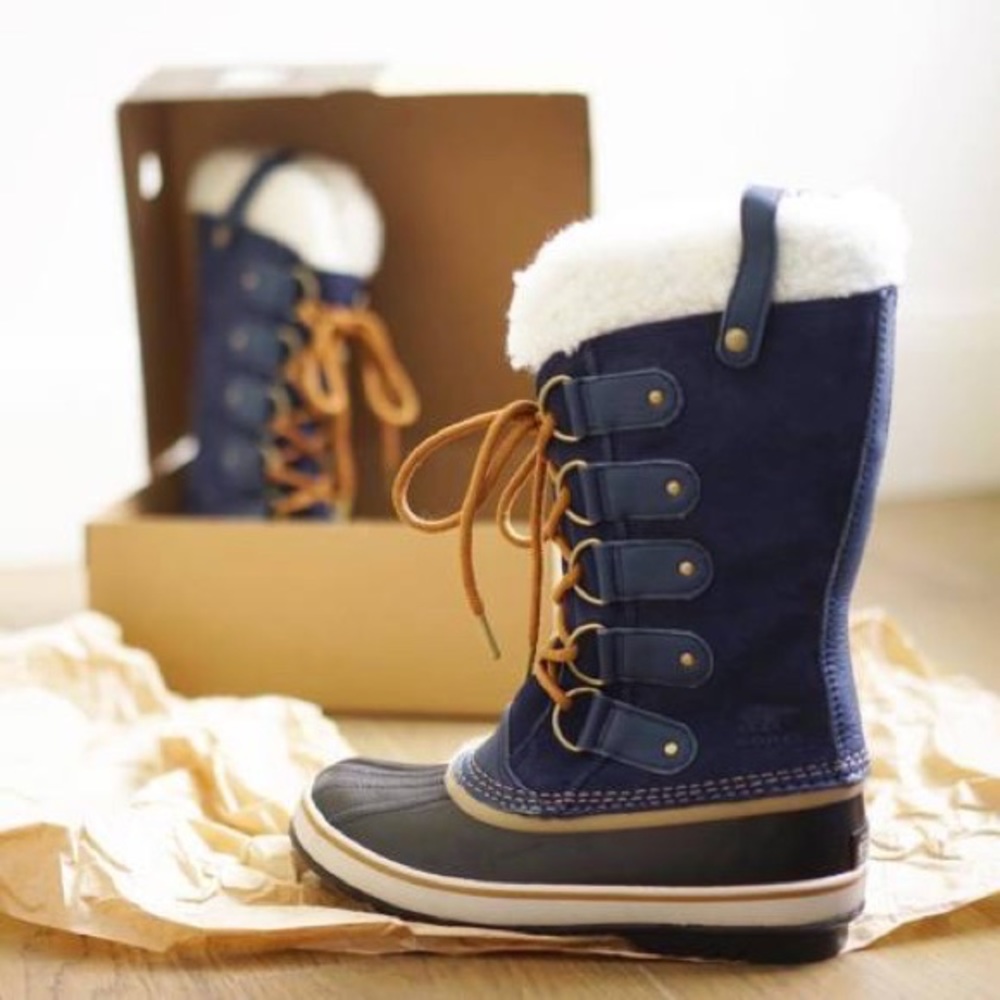 Sorel Joan of Arc Shearling Boot Size Women’s 6